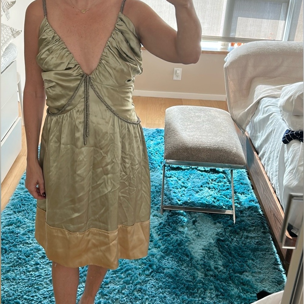 Chloe Goddess Silk Dress. - Picture 5 of 7